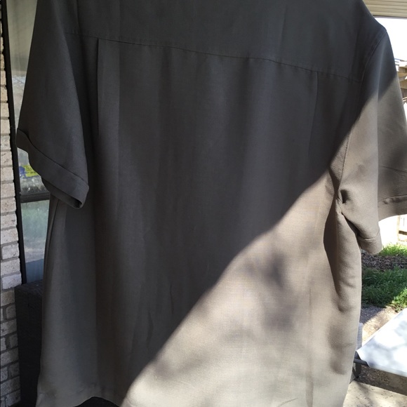 Men’s Large Cubavera button down - Picture 5 of 5